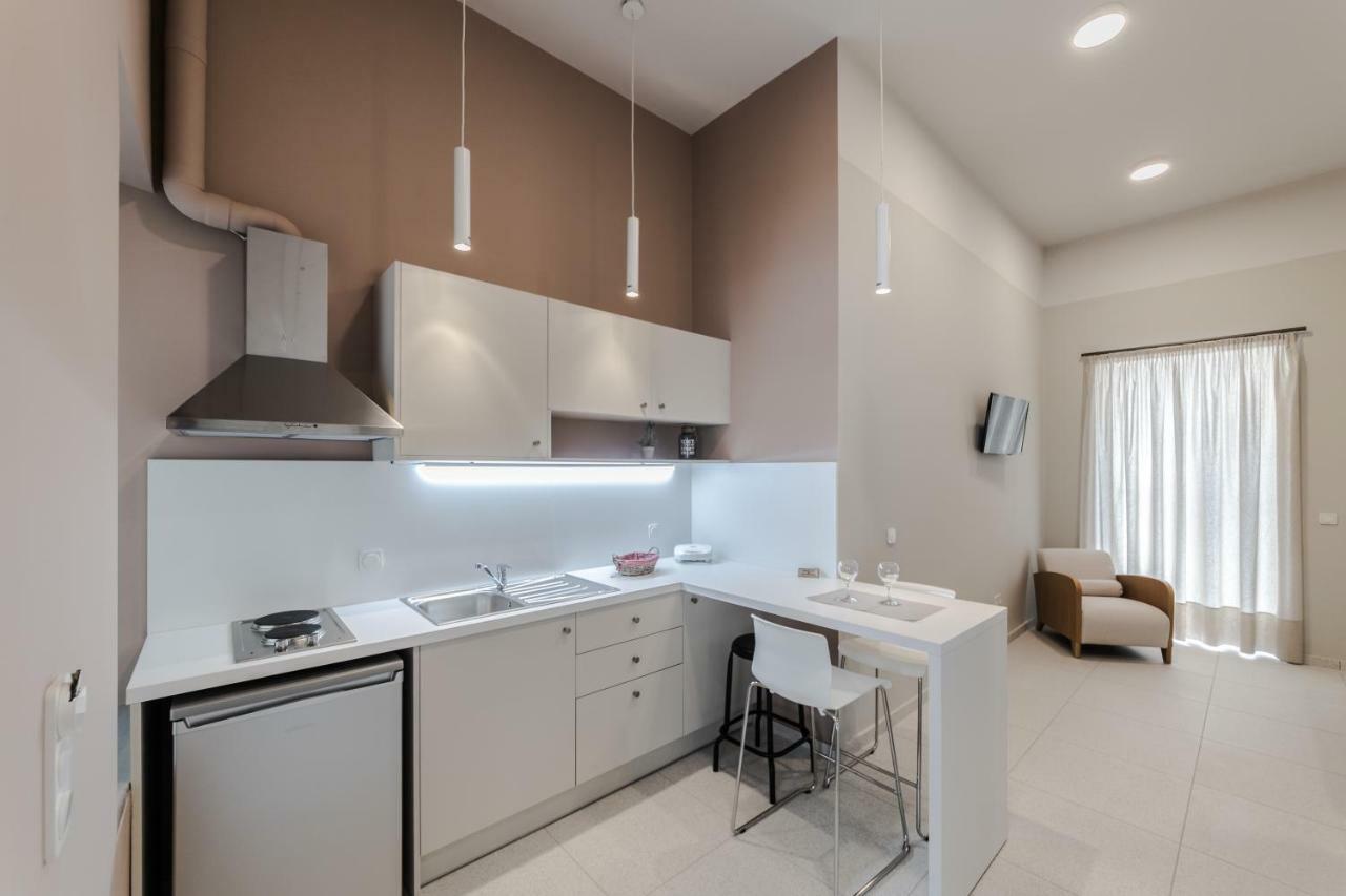 Stylish Studio Apartments-1878 House Kalamata Bagian luar foto